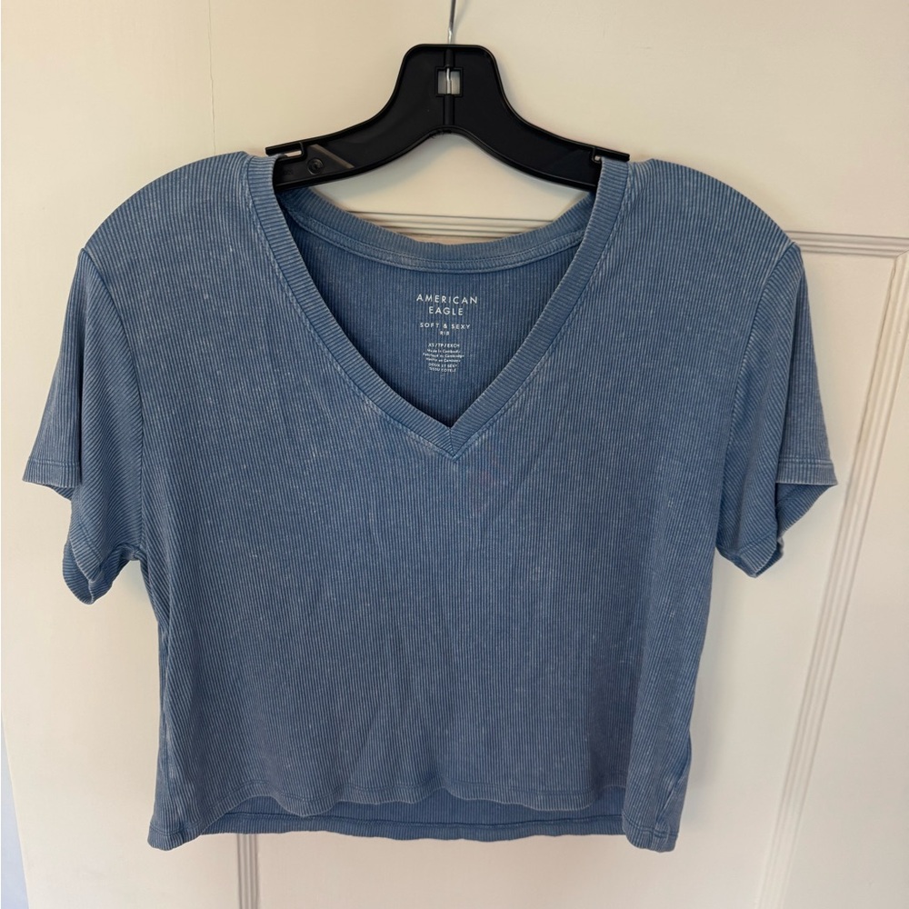 American Eagle Women's Extra Small (XS) Soft & Sexy V-Neck Blue Ribbed Crop Top